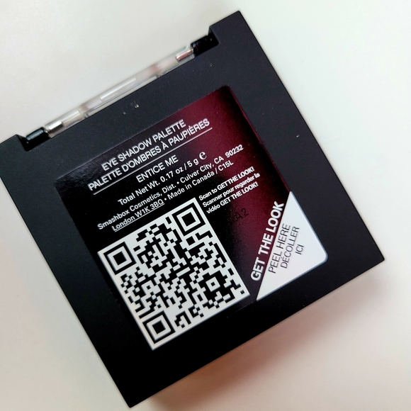 Smashbox Love Me Eye Shadow Palette Entice Me - Picture 3 of 4